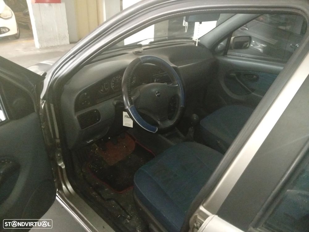 Fiat Palio Weekend - 2