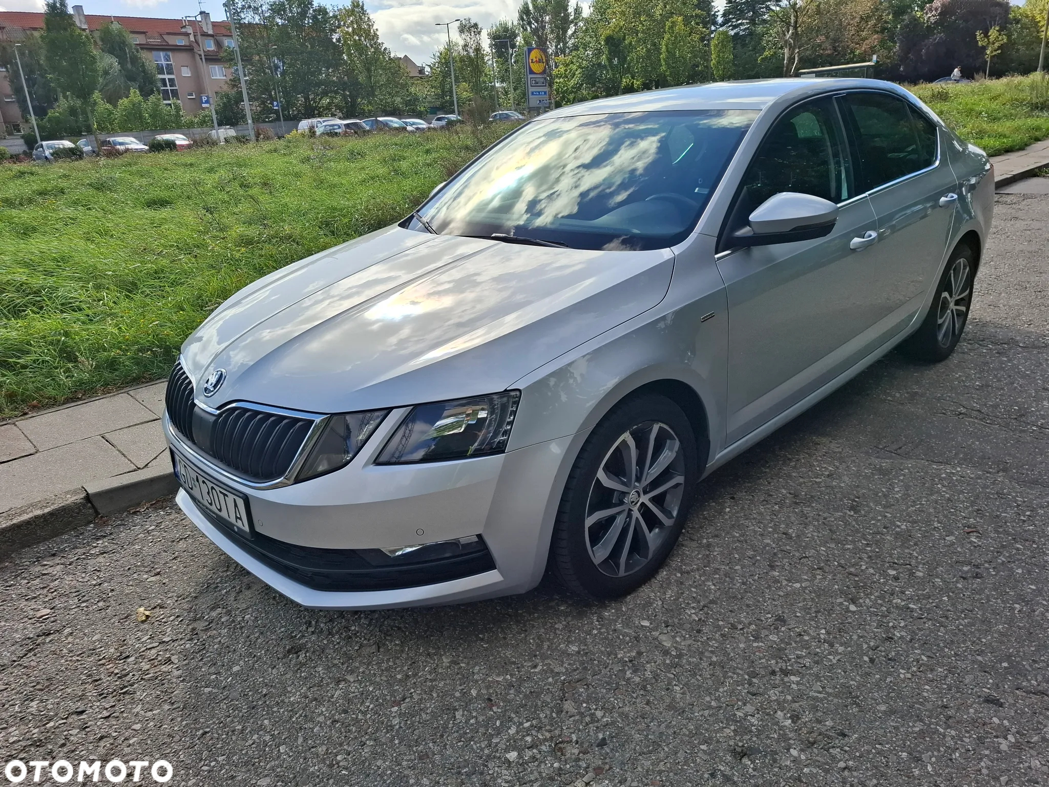 Skoda Octavia 1.4 TSI Drive - 9