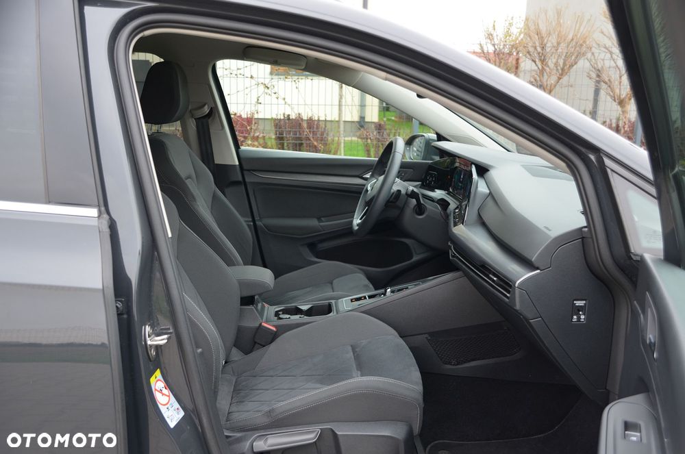 Volkswagen Golf 1.5 eTSI EVO Style DSG - 16