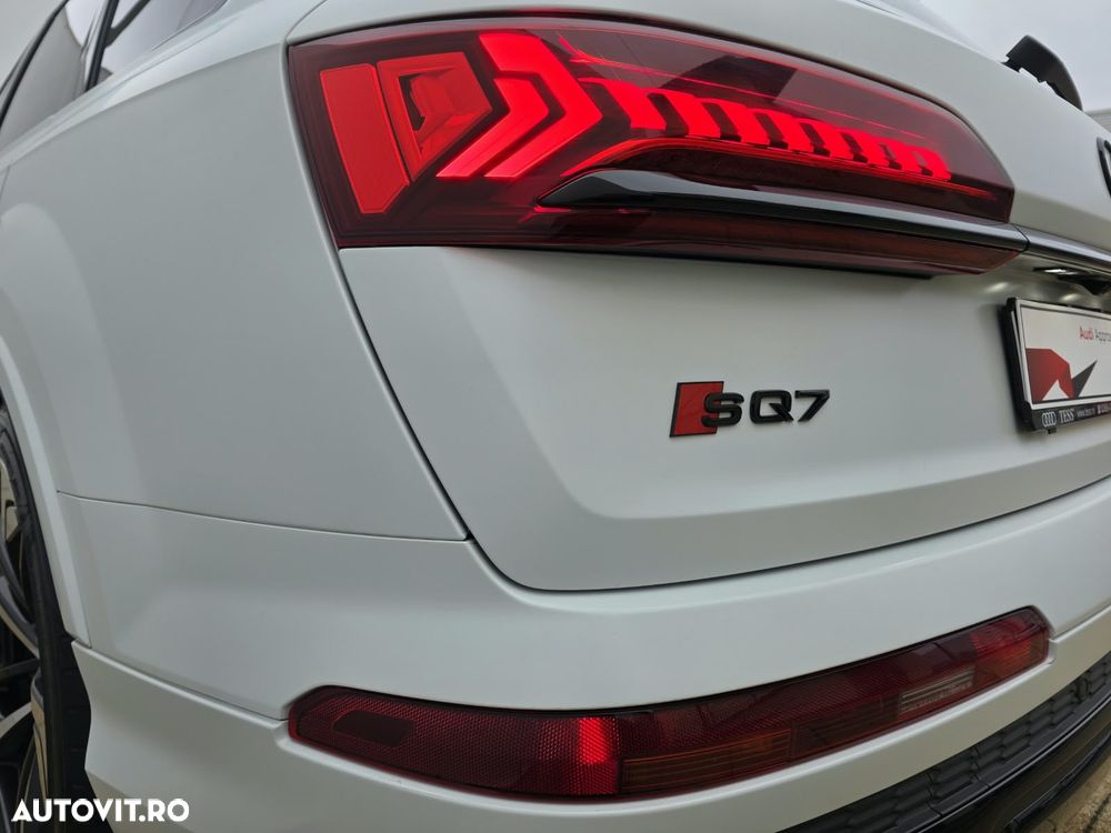 Audi SQ7 - 9