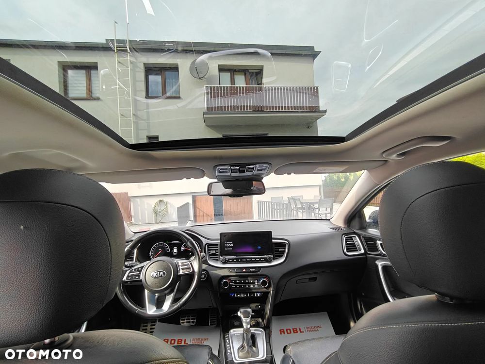 Kia XCeed 1.6 T-GDI OPF DCT7 PLATINUM EDITION - 6