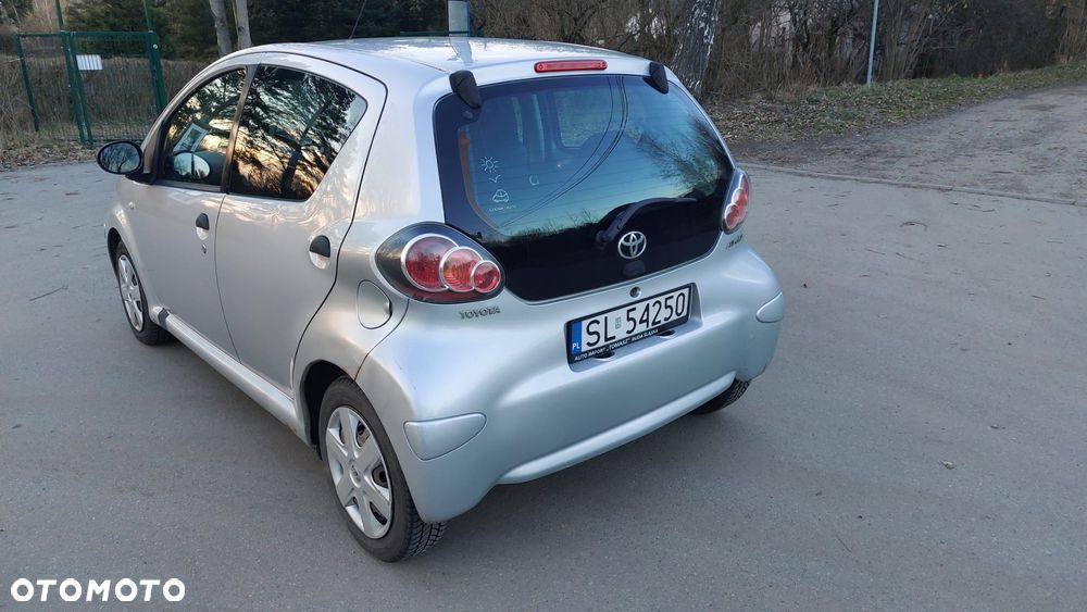 Toyota Aygo 1.0 VVT-i Terra - 2