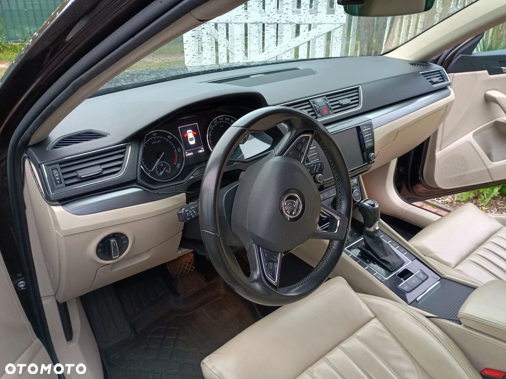 Skoda Superb 1.6 TDI DSG Style - 14