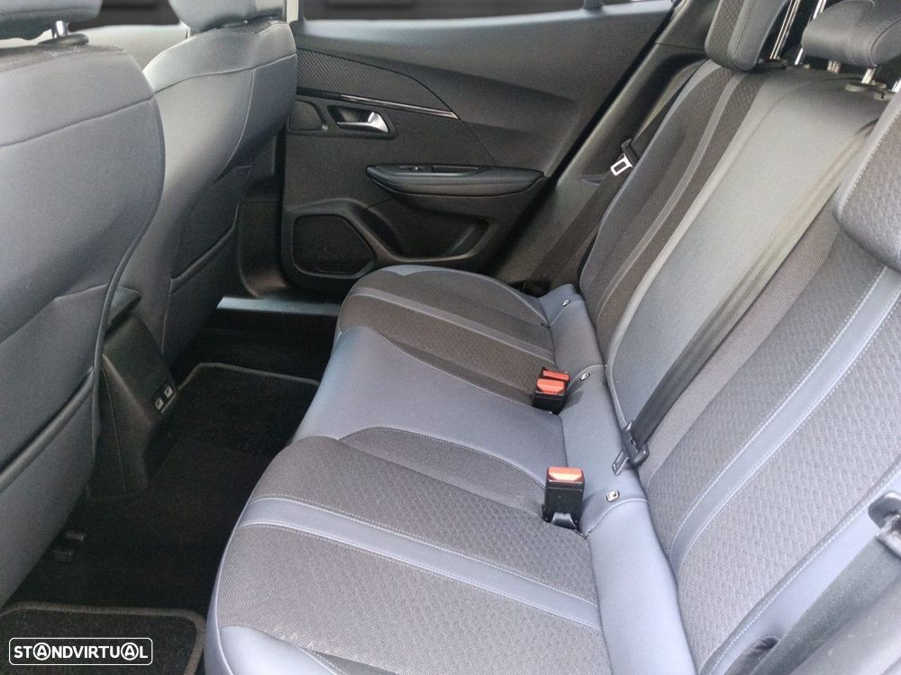 Peugeot 2008 1.5 BlueHDi Allure Pack - 12