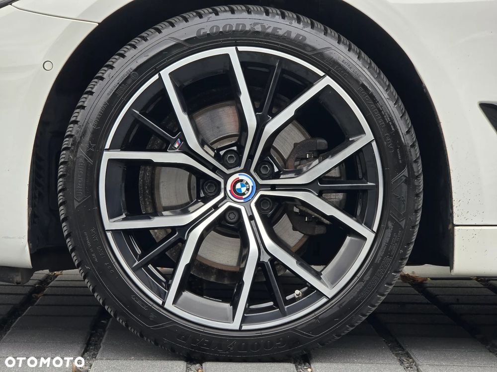 BMW Seria 5 520d xDrive MHEV M Sport sport - 26