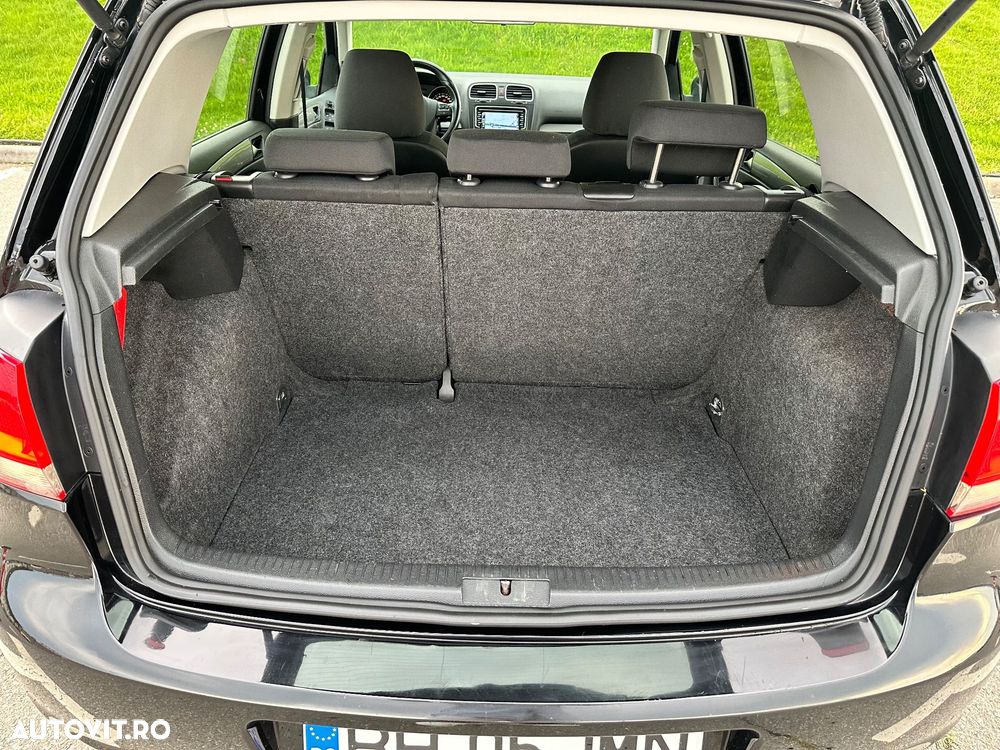 Volkswagen Golf - 13