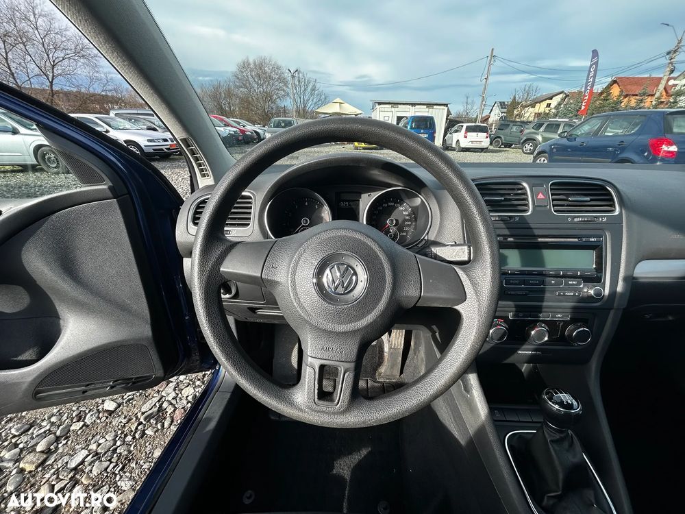 Volkswagen Golf - 13