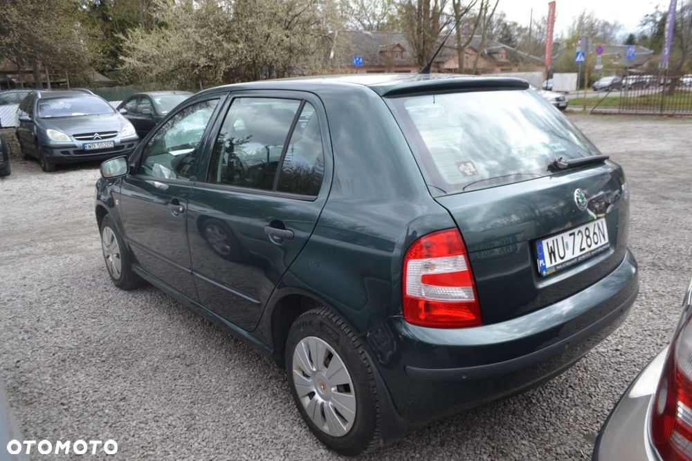 Skoda Fabia - 4