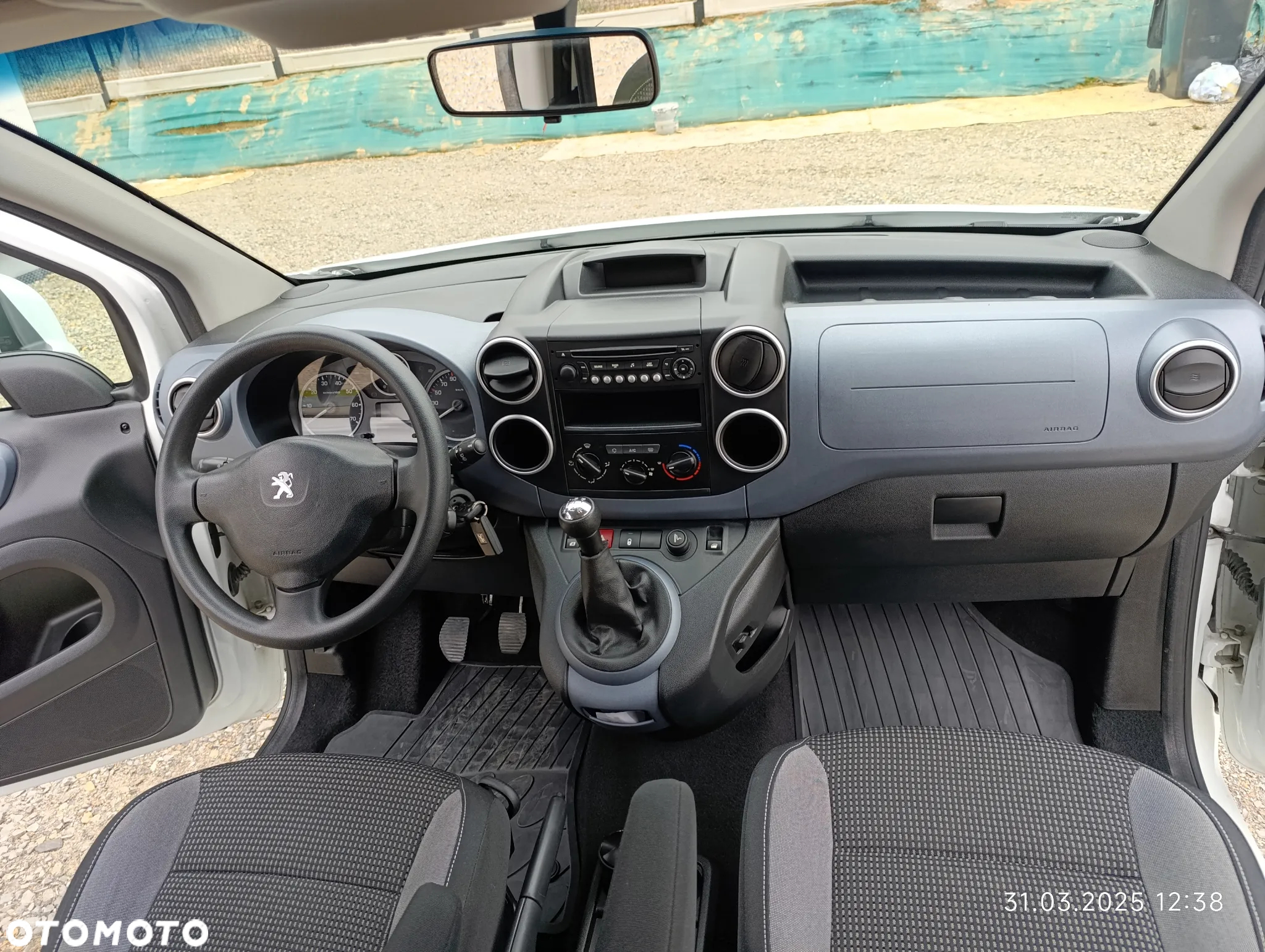 Peugeot Partner - 13