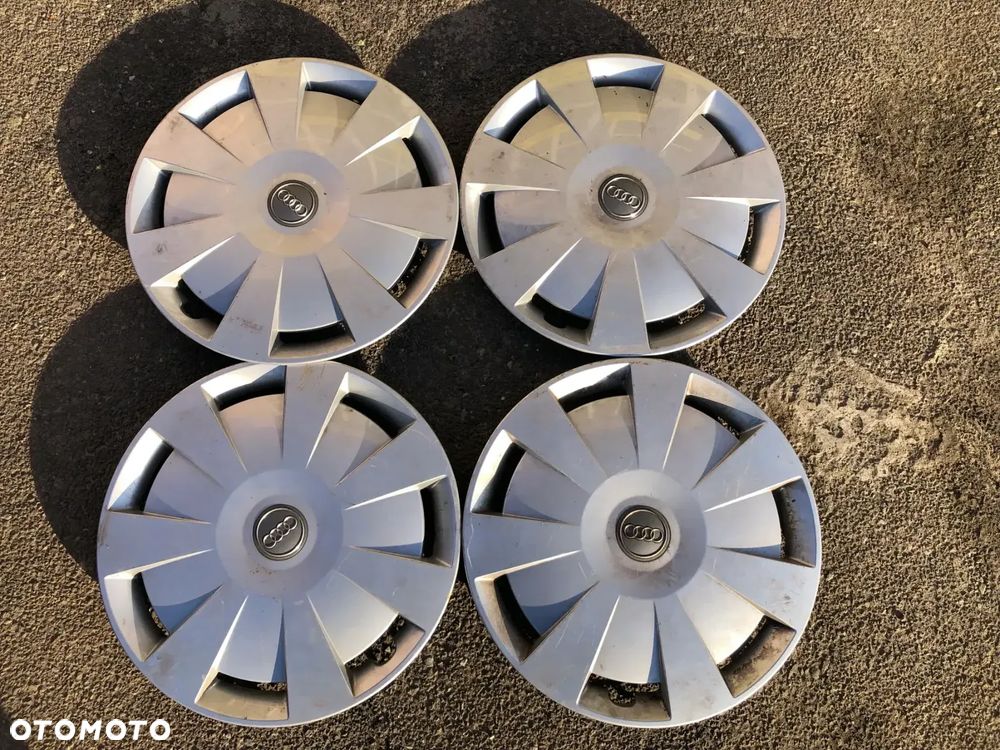 Kołpaki Oryginalne R16 Audi A3 8V0601147D Komplet- Gwarancja Wysyłka - 1