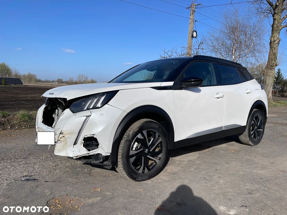 Peugeot 2008 50kWh GT - 5