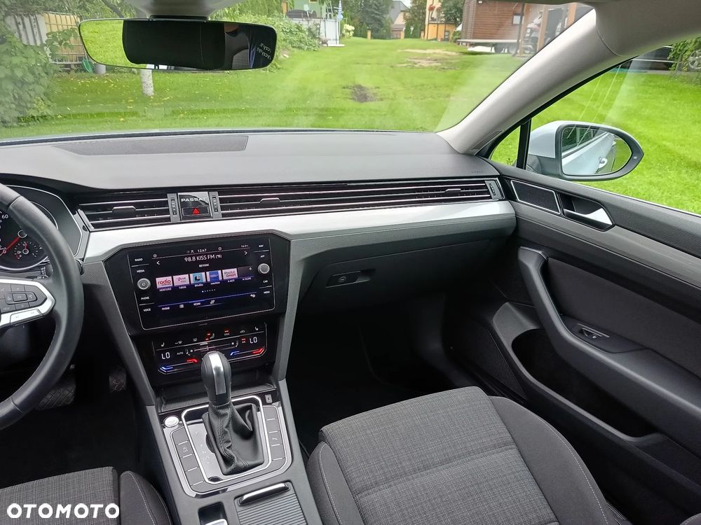 Volkswagen Passat 2.0 TDI SCR Comfortline DSG - 18