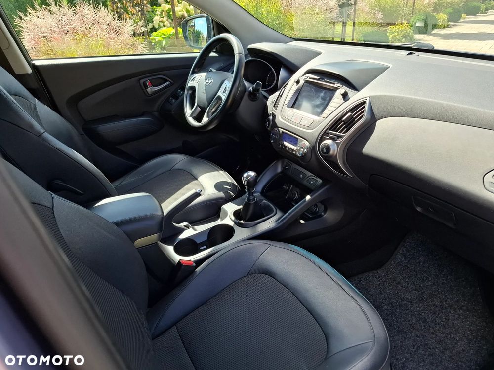 Hyundai ix35 1.7 CRDi 2WD blue Style - 39
