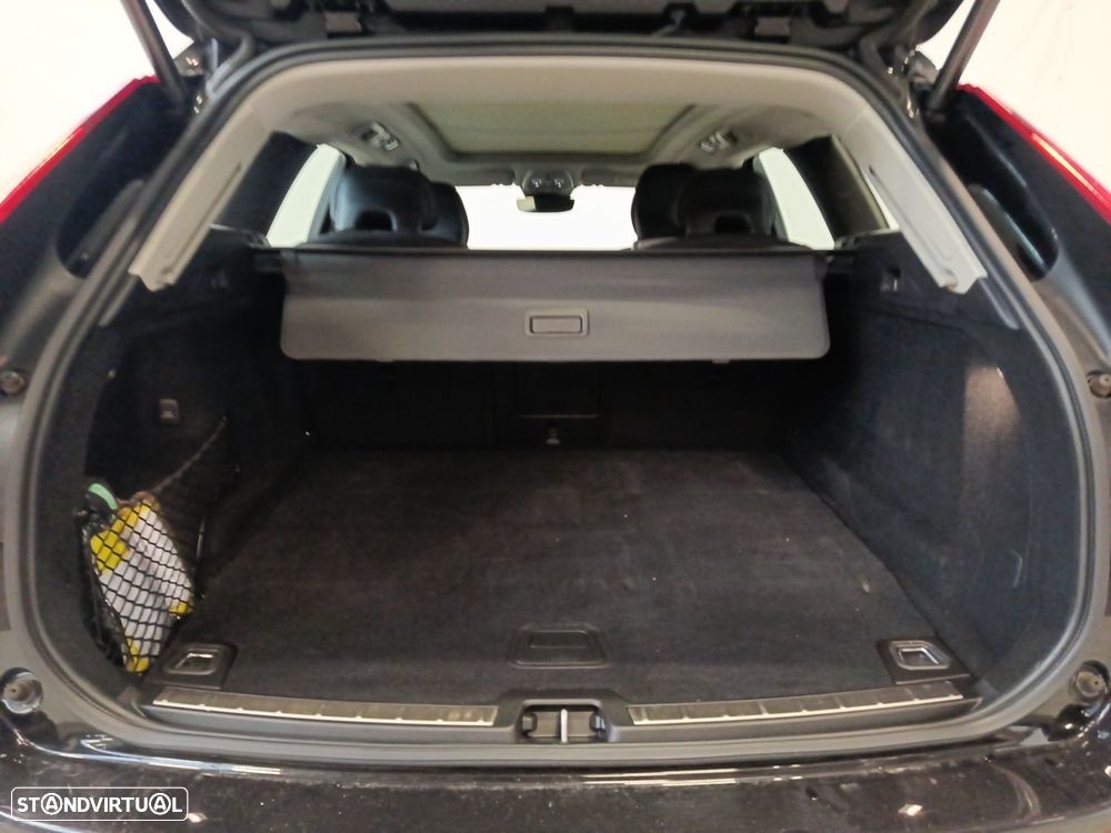 Volvo XC 60 2.0 T6 PHEV Inscription Expression AWD - 6