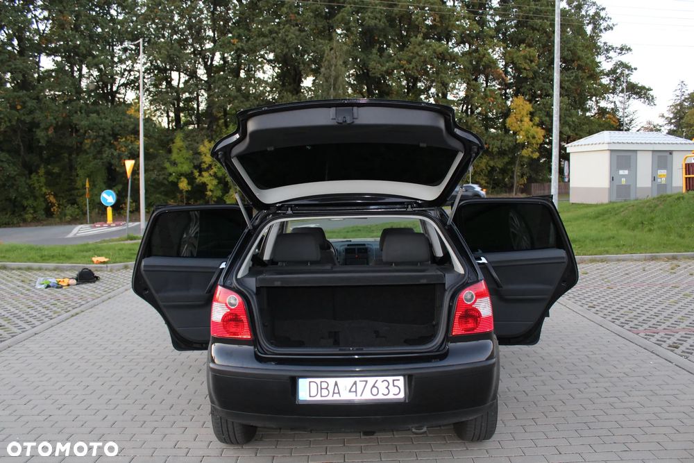 Volkswagen Polo - 16