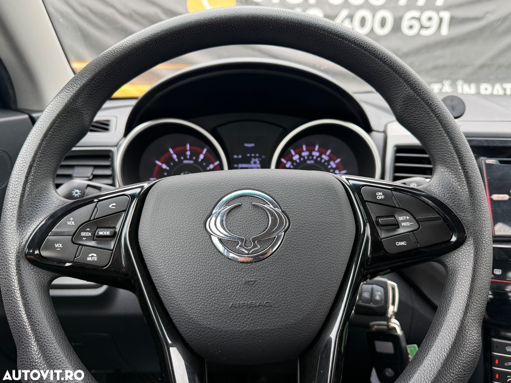 SsangYong XLV 1.6 e-XGI STD Plus - 8