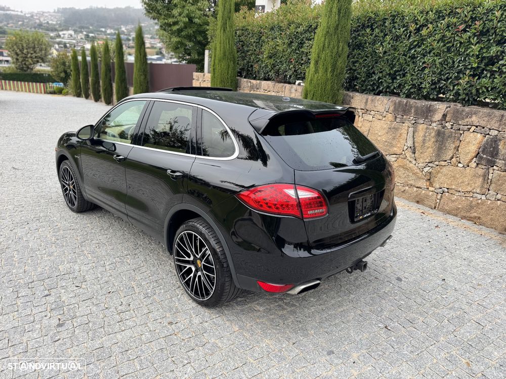 Porsche Cayenne S - 12