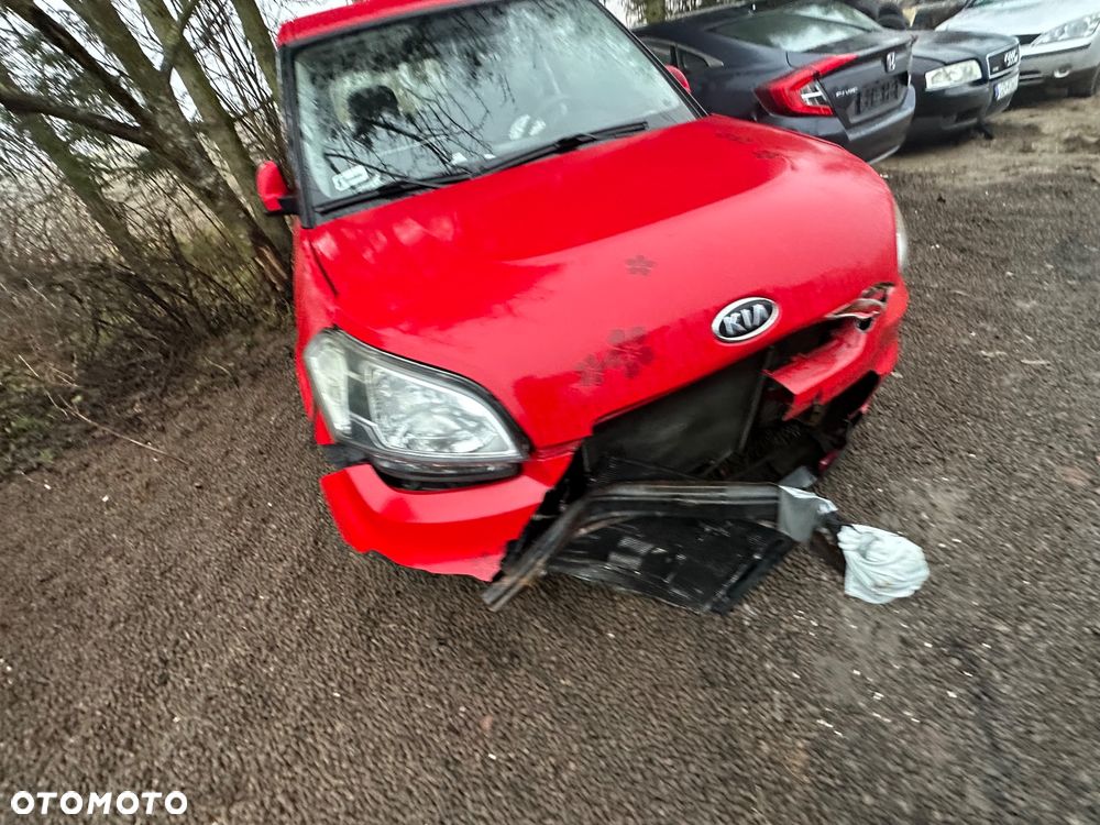 Kia Soul 1.6 CRDi L - 13