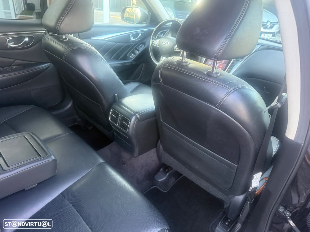 Infiniti Q50 2.2d Aut. Executive - 18