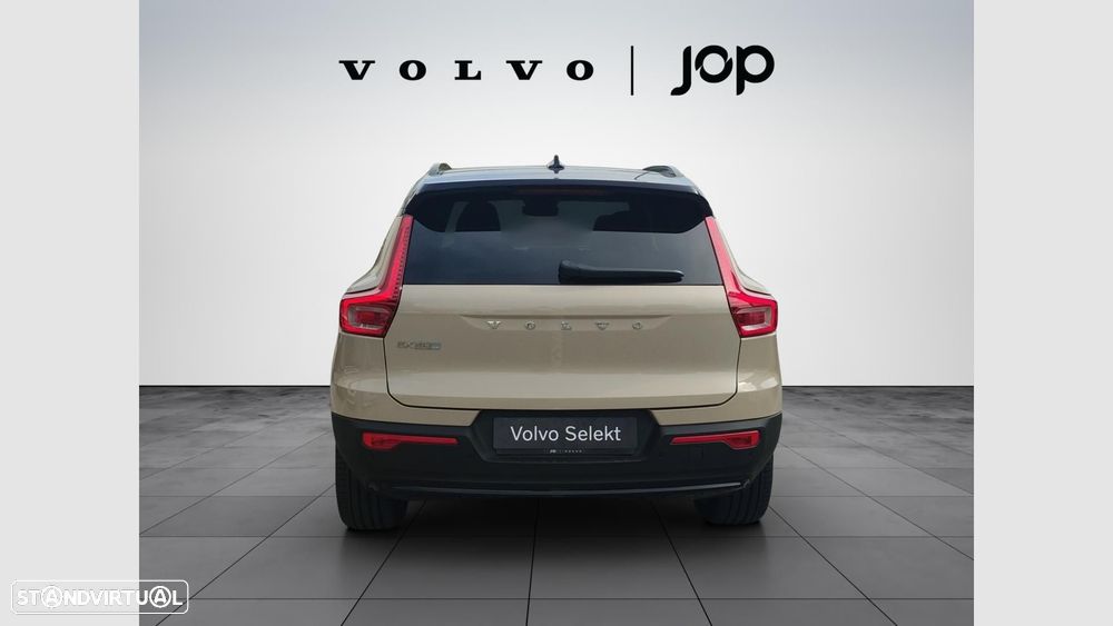 Volvo EX40 82 kWh Single Motor Extended Range Plus - 6