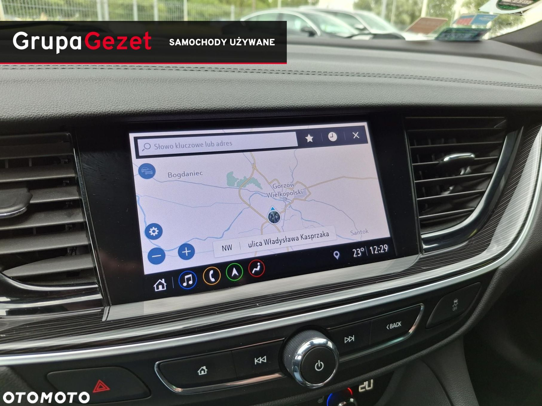 Opel Insignia - 14