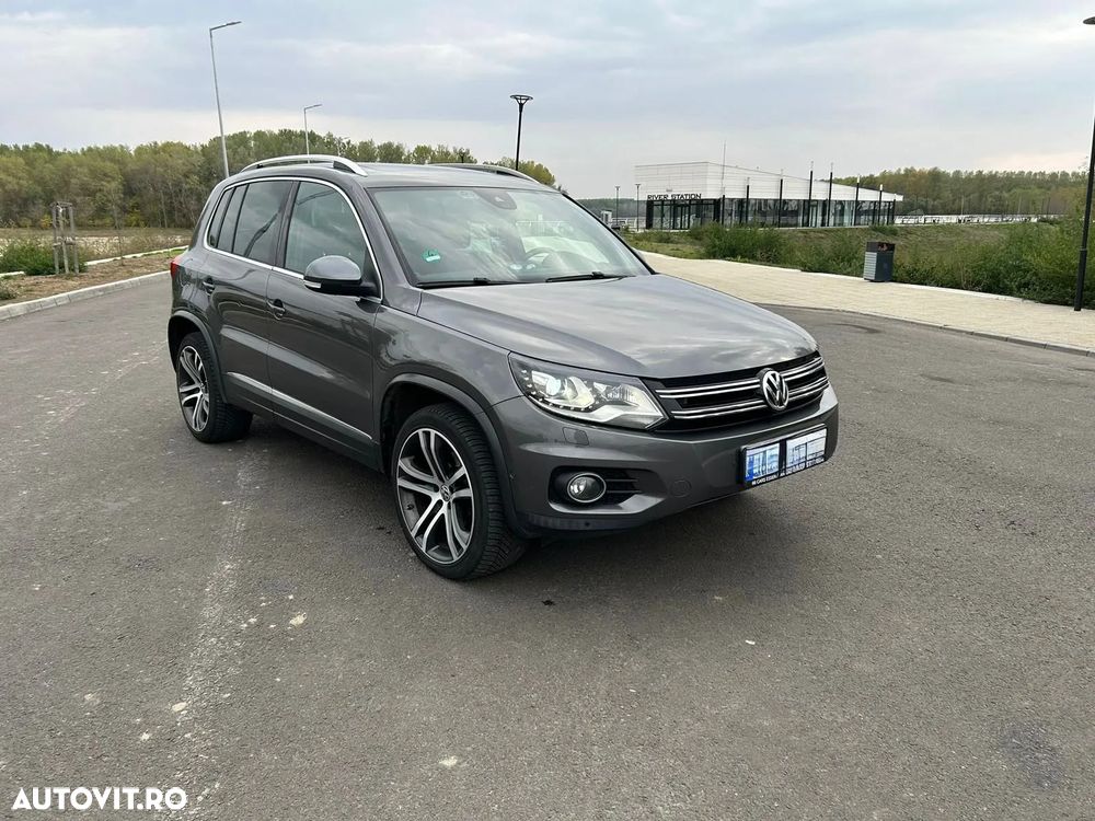Volkswagen Tiguan 2.0 TDI DPF 4Motion Track & Field - 1