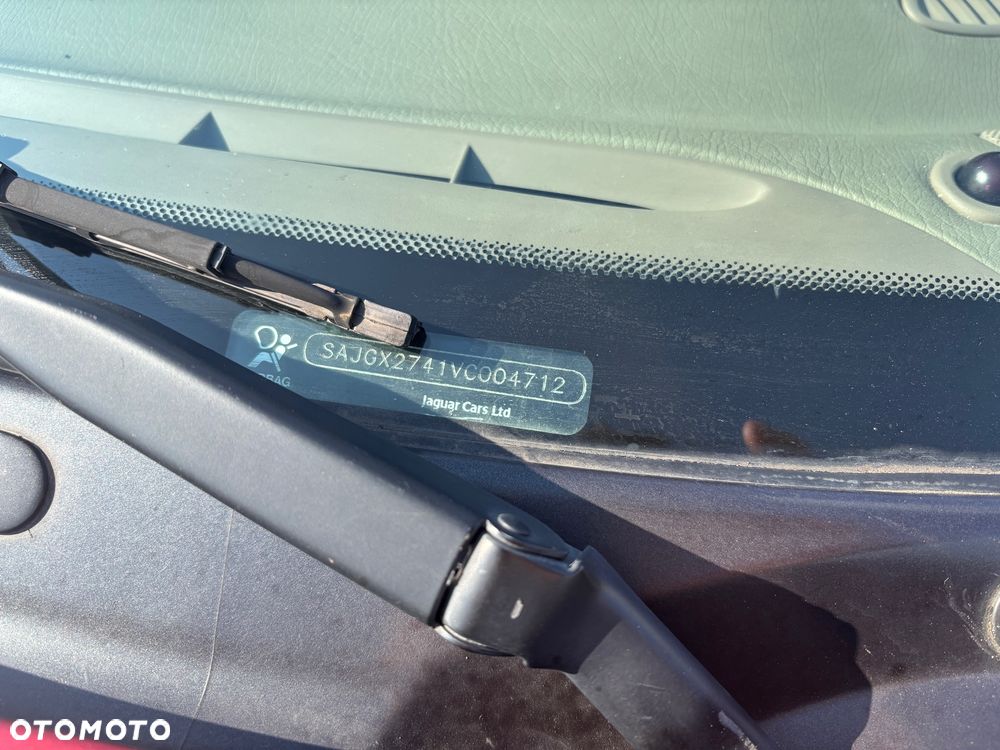 Jaguar XK8 - 29