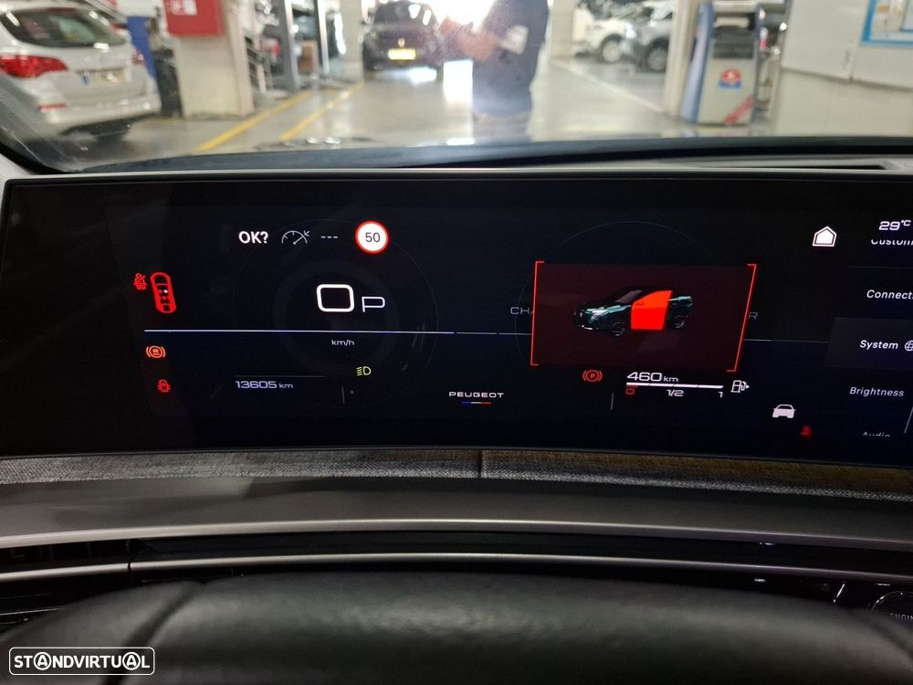 Peugeot 3008 1.2 Hybrid Allure e-DCS6 - 15