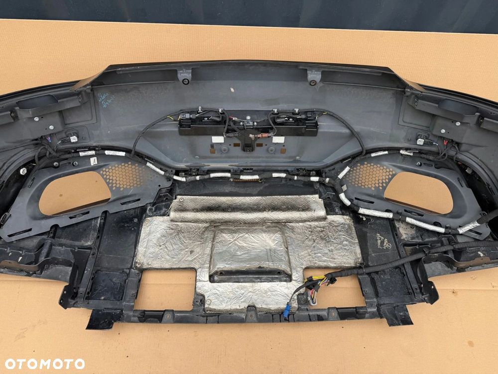 ZDERZAK Aston Martin Vantage IV 2018 ORYGINAŁ KAMERA PDC RADARY - 8