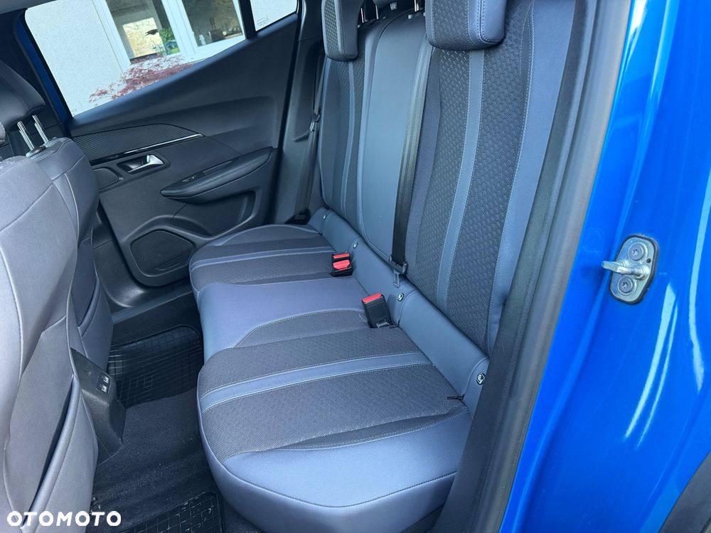 Peugeot 2008 1.5 BlueHDi Allure Pack S&S EAT8 - 23