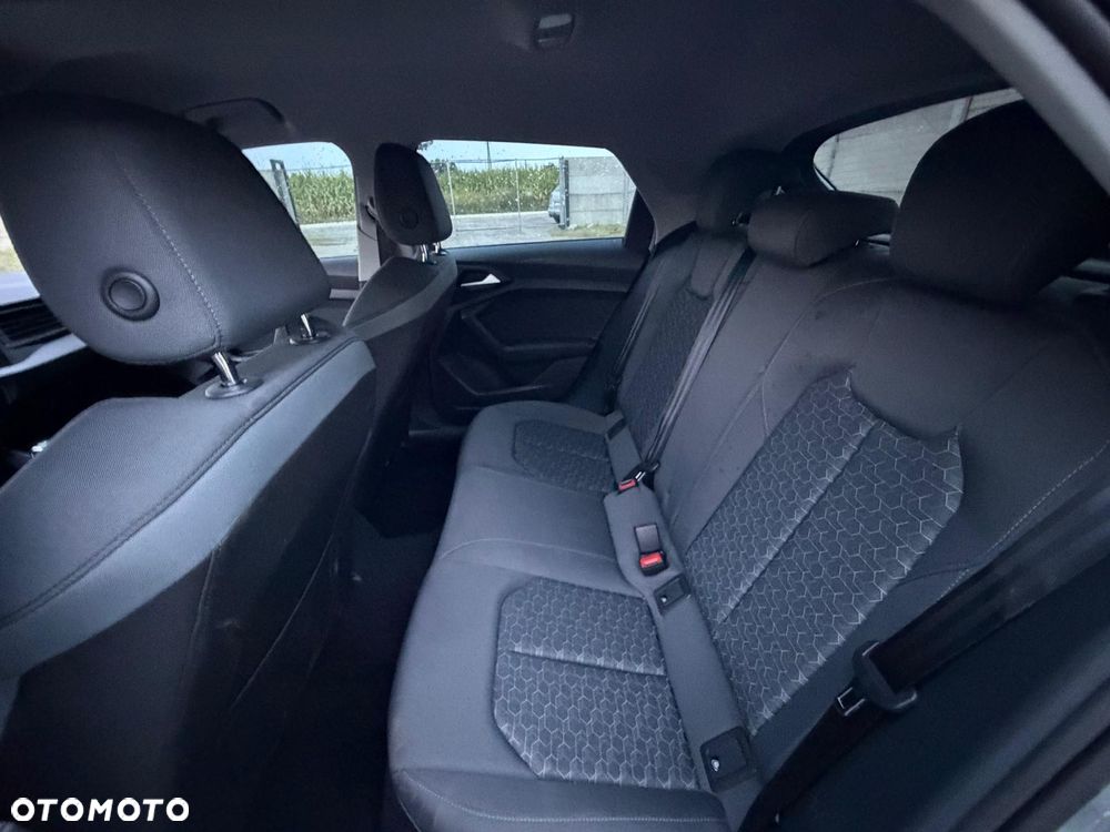 Audi A1 Sportback 25 TFSI Advanced - 12