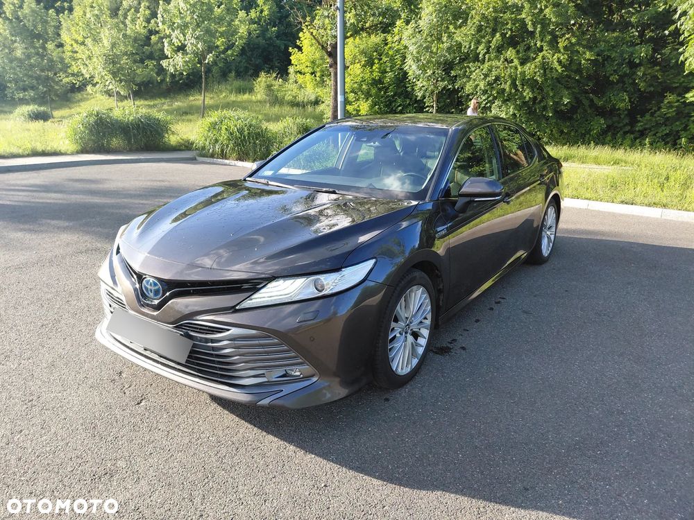 Toyota Camry 2.5 Hybrid Executive CVT - 1