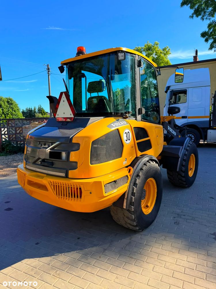 Volvo L25H - 16