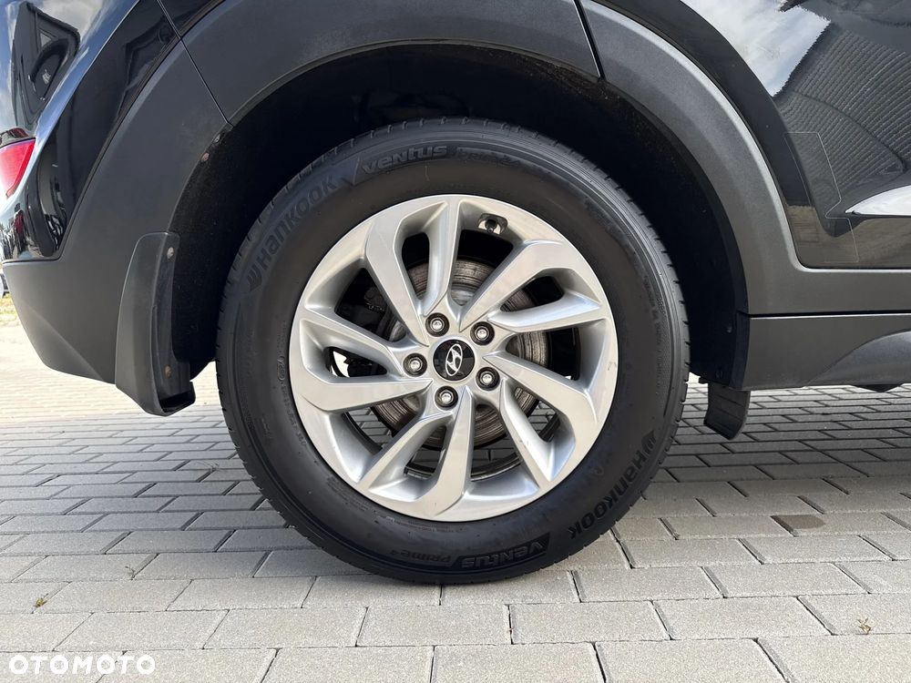 Hyundai Tucson 1.7 CRDI BlueDrive Comfort 2WD - 21