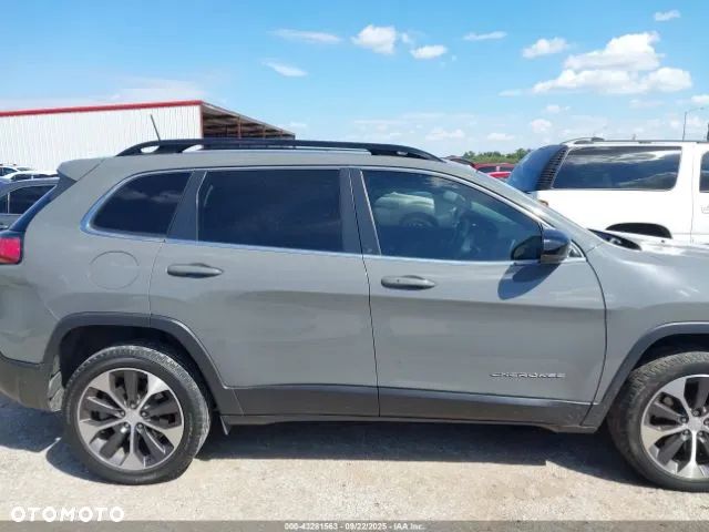 Jeep Cherokee - 11