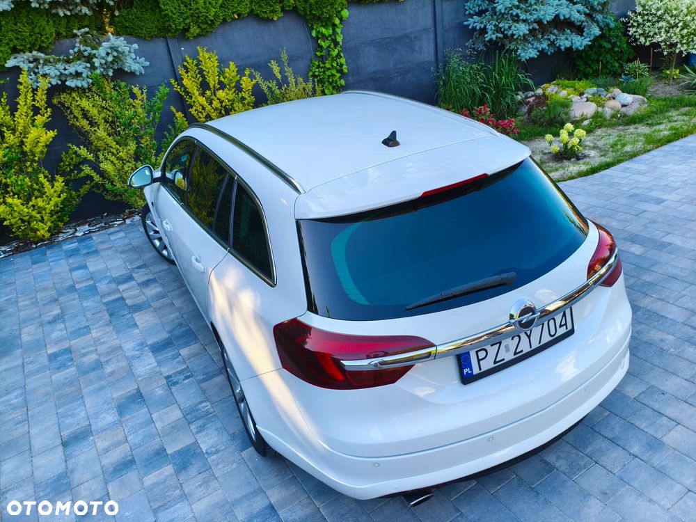 Opel Insignia - 12