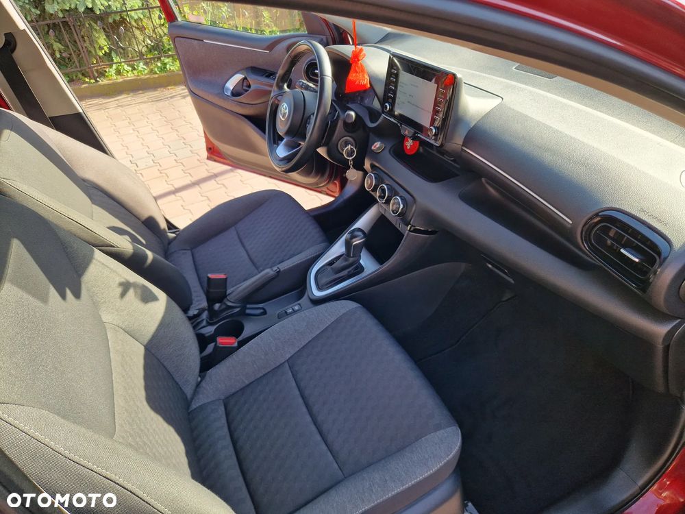 Toyota Yaris ver-1-5-vvt--i-comfort - 27