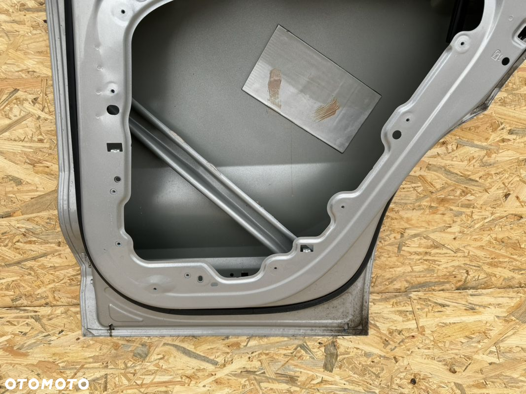 DRZWI TYŁ TYLNE PRAWE RH VOLVO C40 22+ SREBRNE ORYGINAŁ - 9