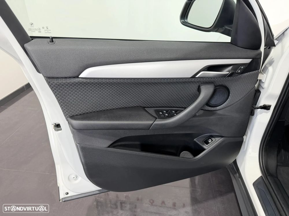 BMW X1 16 d sDrive Advantage - 18