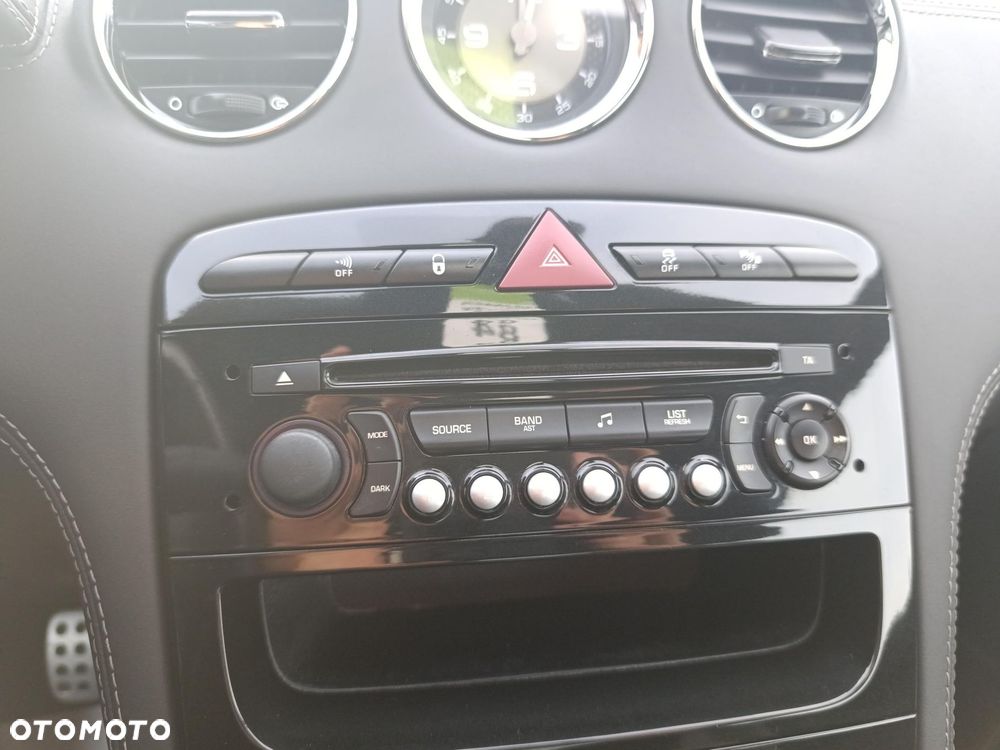 Peugeot RCZ 1.6 THP - 27