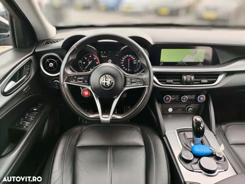 Alfa Romeo Stelvio 2.2 Diesel 16V AT8 Q4 Veloce - 15