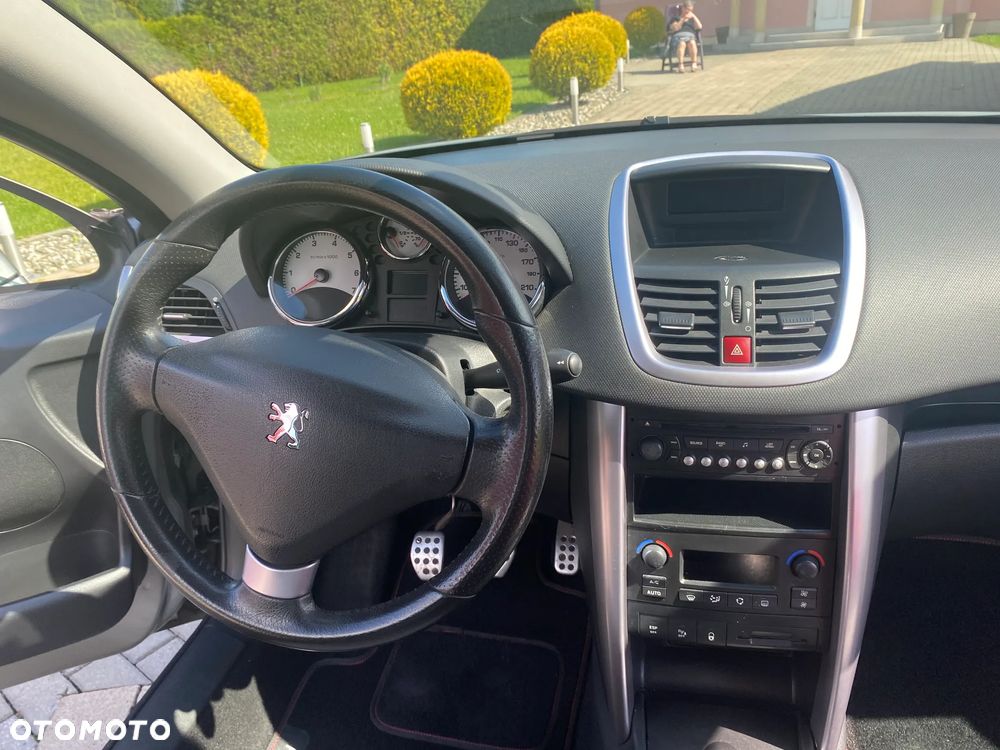 Peugeot 207 CC 120 VTi Roland Garros - 12