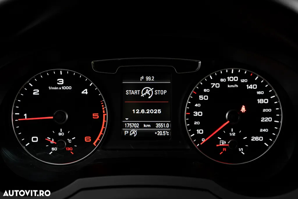 Audi Q3 2.0 TDI Quattro Stronic Design - 37