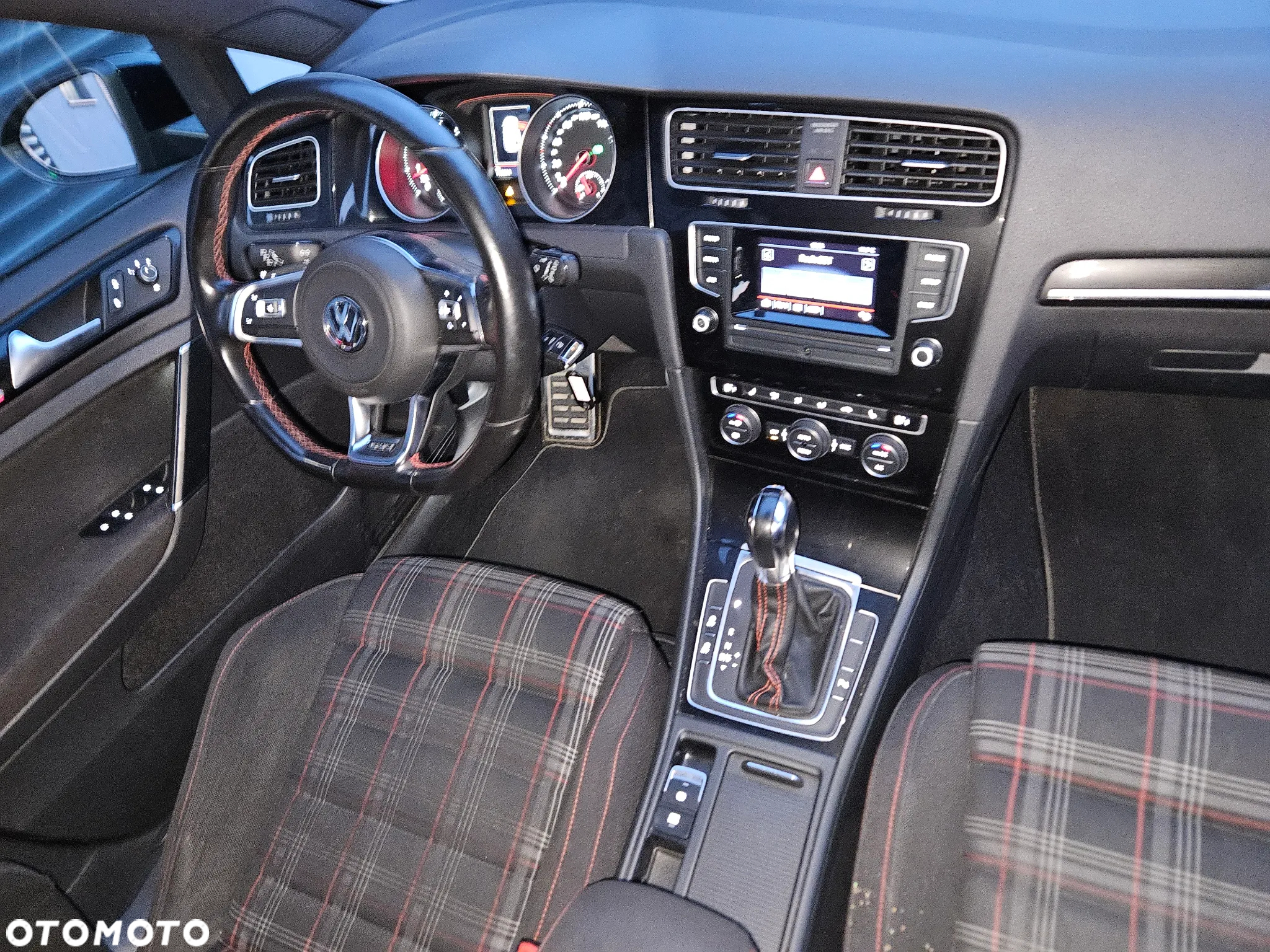 Volkswagen Golf VII 2.0 TSI BMT GTI Performance DSG - 14
