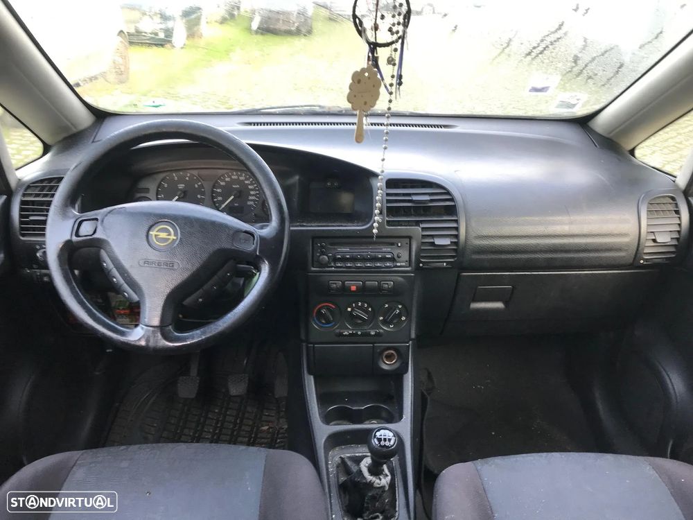 Opel Zafira A 1.6cc 5P 2000 - Para Peças - 5