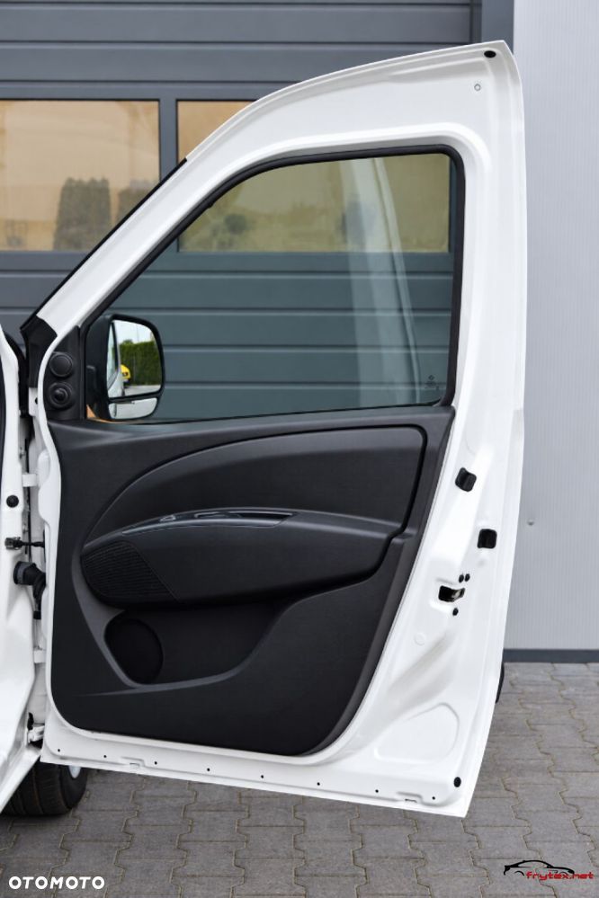 Opel Combo - 23