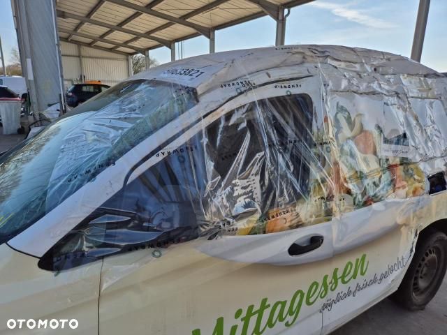 Volkswagen Caddy - 19