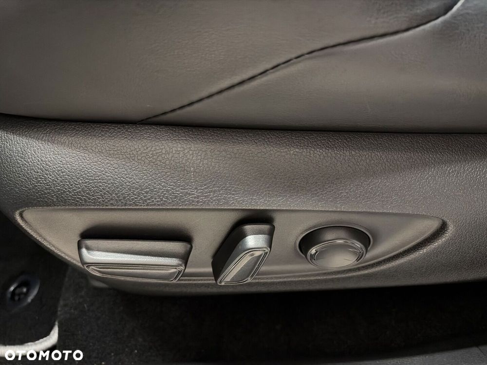 Toyota RAV4 2.5 Hybrid Selection 4x4 - 20