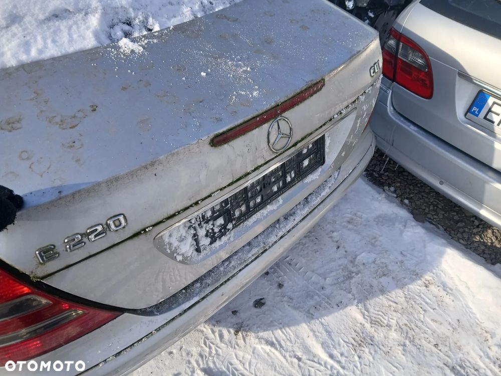 mercedes w211 744 maska zderzak lampa grill błotnik drzwi zbiornik paliwa szyba lusterko klamka - 3