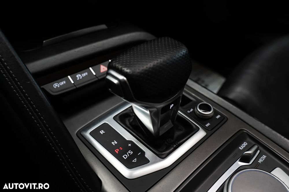 Audi R8 V10 5.2 FSI quattro S tronic - 16